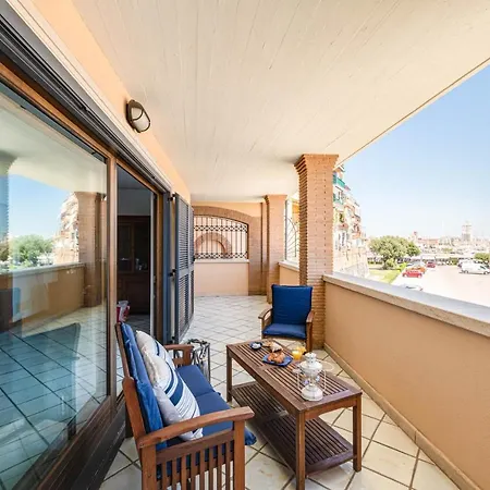 La Terrazza Sul Porto Apartment