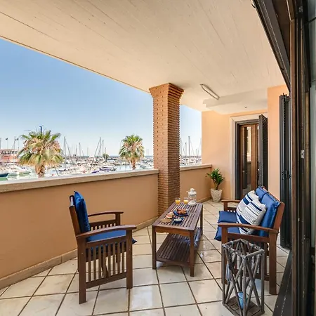 La Terrazza Sul Porto Nettuno
